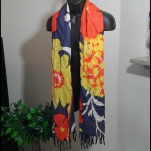 Women elegant  scarve
